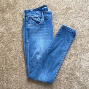 Old Navy - Lightwash Rockstar Jeggings